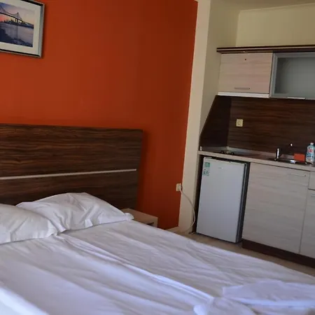 Apart Hotel Aphrodite 2 *