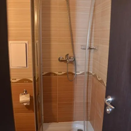 Apartment Apart Hotel Aphrodite 2 *
